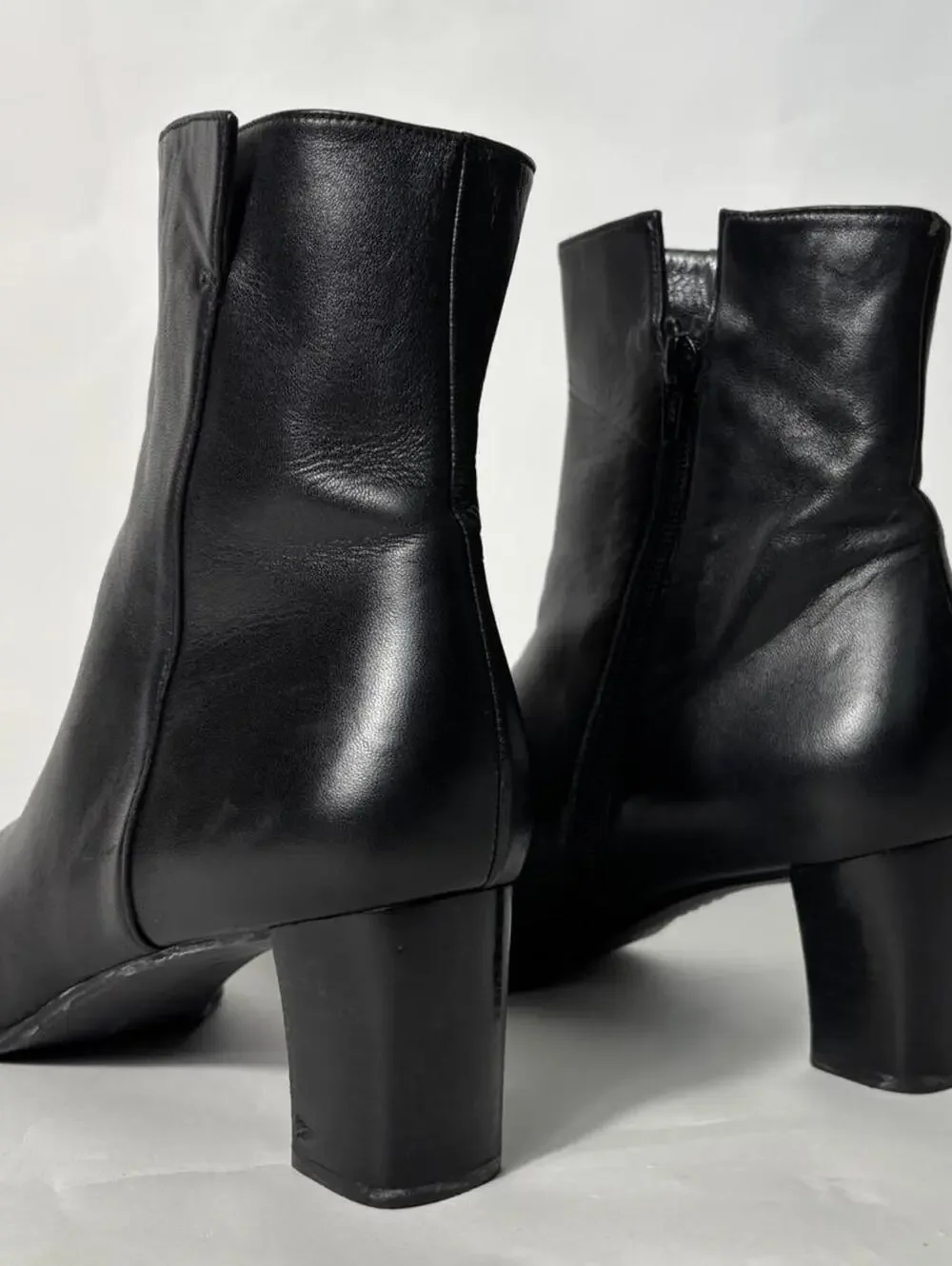 Vintage Stuart Weitzman Black Leather Ankle Boots Made in Spain Size 8.5
